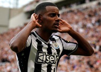 Alexander Isak Eyes Newcastle Exit Amid Liverpool, Al Hilal Interest