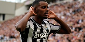 Alexander Isak Eyes Newcastle Exit Amid Liverpool, Al Hilal Interest
