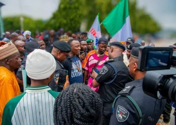 Egbetokun Meets Retired Police Officers Over Pension Protest