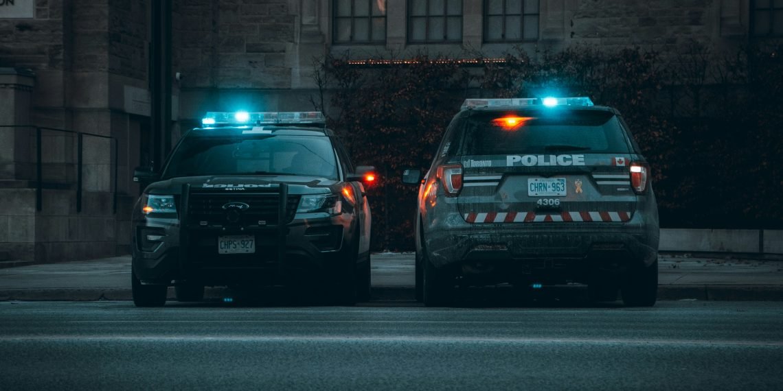 4 Dead, 14 Injured in Chicago Nightclub Drive-By