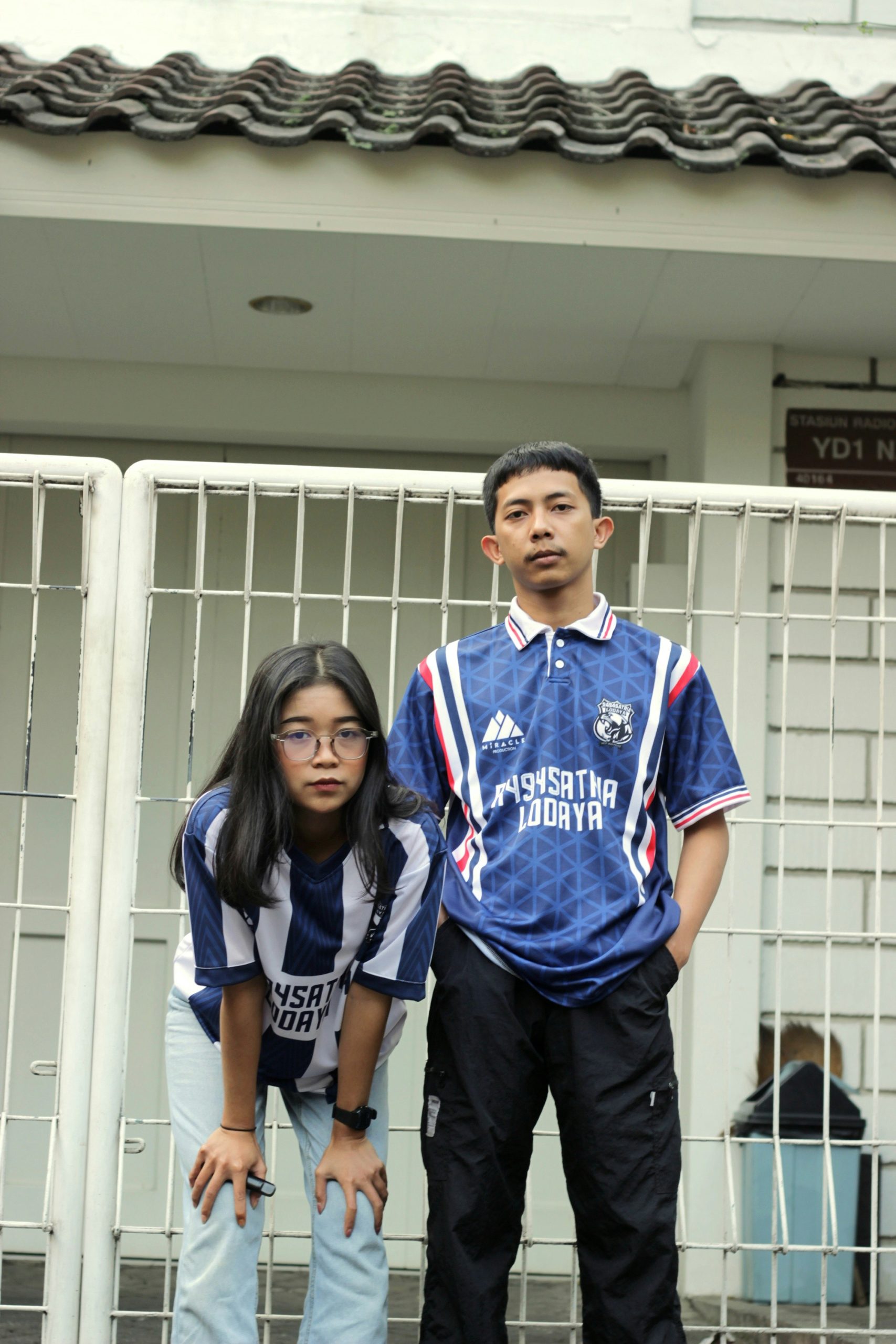 9 Fresh Ways to Style Sports Jerseys That Will Seriously Up Your Fashion Game