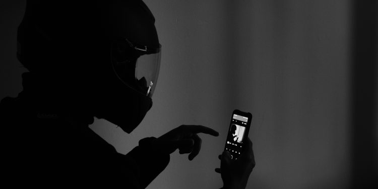 Massive 7.5 Earthquake Strikes Russia's Far East, Triggers Pacific-Wide Tsunami Alerts