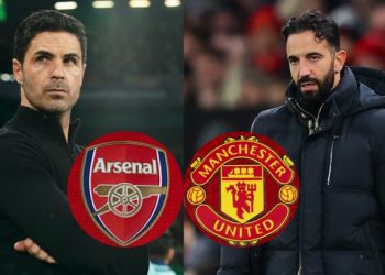 Arsenal Edge Manchester United to Open Premier League Campaign with Victory at Old Trafford