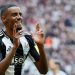 Howe Insists Isak Is Still Newcastle's Player Despite Liverpool Rumors