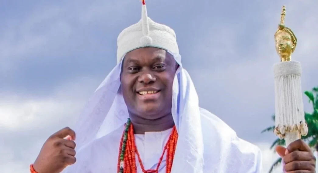 Ex-Akeredolu Aide Slams Alaafin Over Ooni Ultimatum