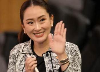 Thai Prime Minister Ousted: A Leaked Phone Call Spurs Political Crisis