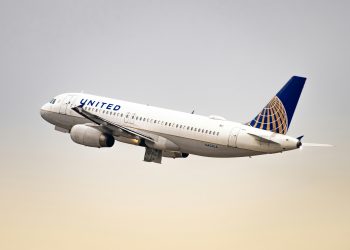United Airlines System Crash Disrupts Travel Plans