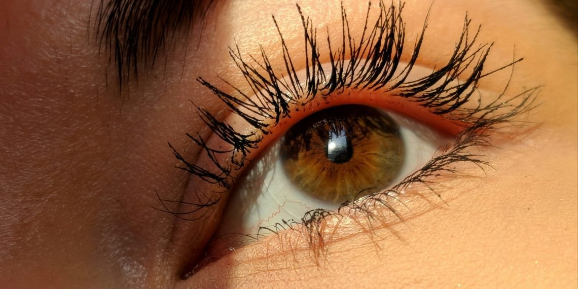 Lash Blindness: The Beauty Trend That’s Making People Lose Perspective