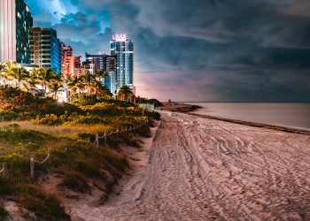 Hurricane Erin Threatens US East Coast