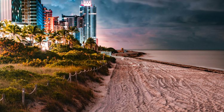 Hurricane Erin Threatens US East Coast