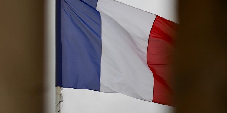 France Suspends Gaza Repatriation Flights After Campus Antisemitism Row