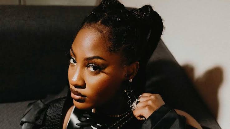 Tems Calls Out Disrespect Towards Women in Nigerian Music Industry