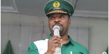 Why Is MC Oluomo Pleading for Kwam 1?