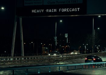 Heavy Monsoon Rains Flood Mumbai, Crippling Transport in Financial Capital