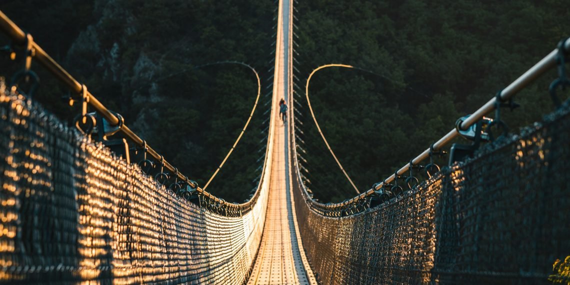 5 Dead in China's Xinjiang Suspension Bridge Collapse After Cable Snaps