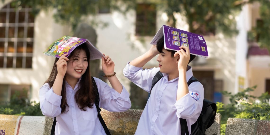 South Korea Enacts Nationwide School Smartphone Ban