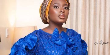 Mo Bimpe Slams Troll Over Childbearing Remarks