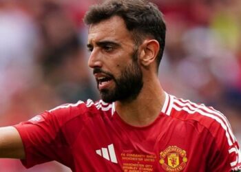 Al Nassr Plan £100m Offer for Bruno Fernandes As Man United Contemplate Exit
