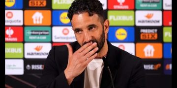 Amorim Stands Firm on Back-Three System Despite Man United Struggles