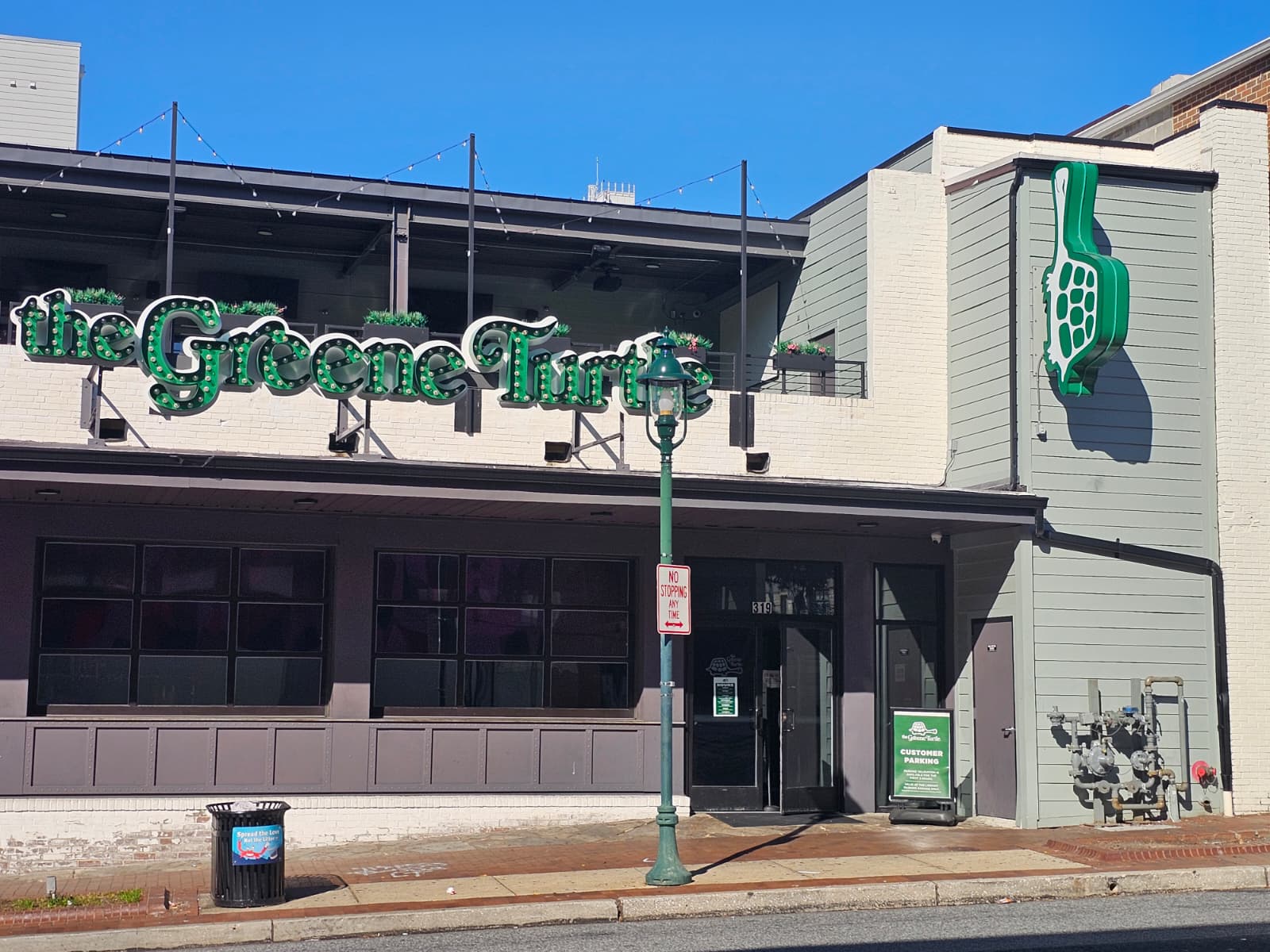 Greene Turtle Ban Exposes Baltimore’s Lazy Fix to a Bigger Problem