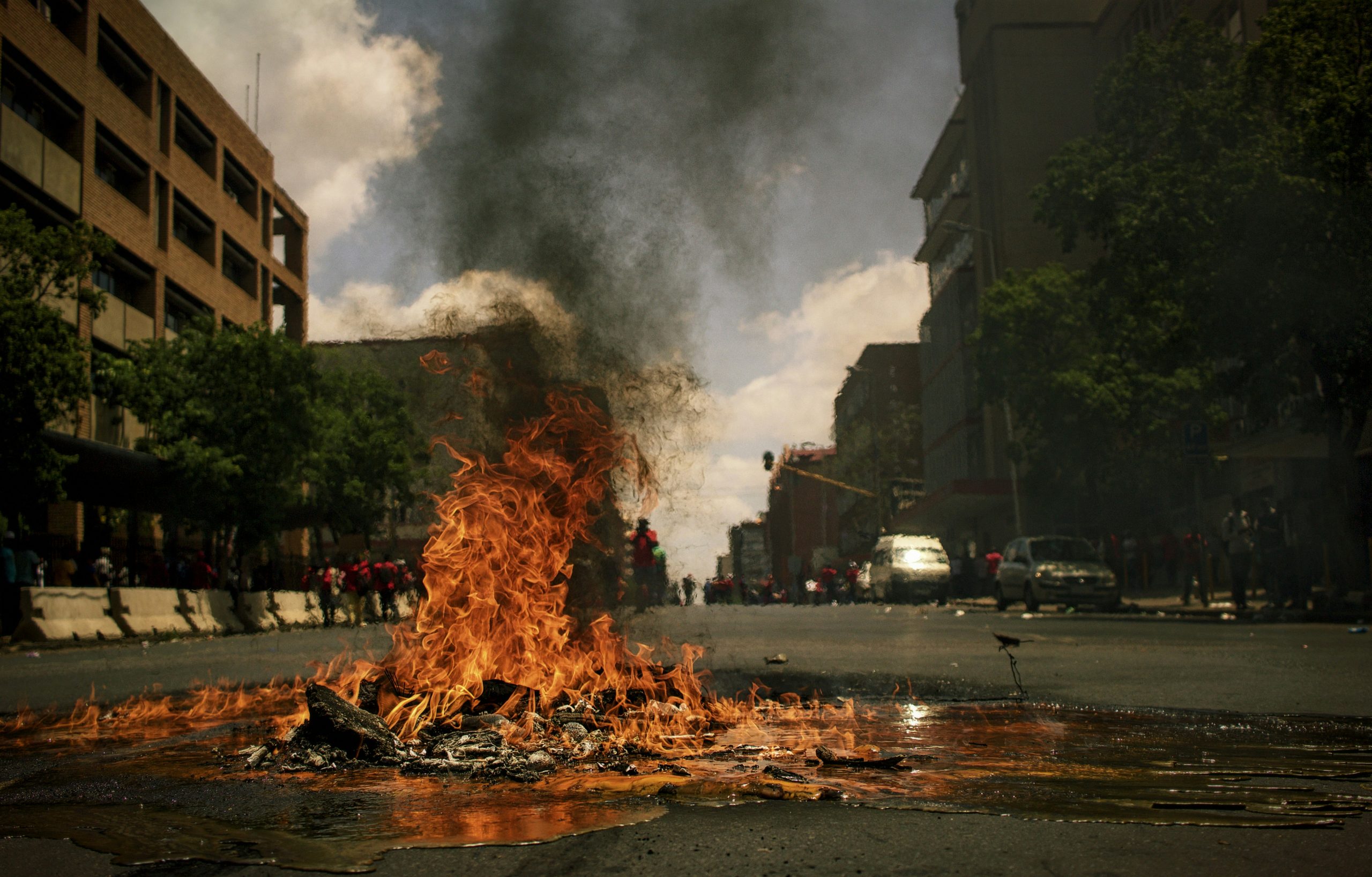 Indonesia: Police Violence Against Student Protesters Sparks National Crisis, UN Criticism