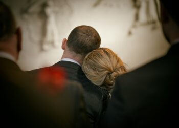 A Quiet Sea of Mourners: The Overwhelming Response to Giorgio Armani's Passing