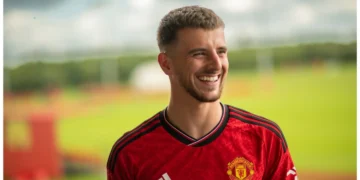 Mount Shines as Manchester United beat Sunderland to Record Third Consecutive Victory at Home