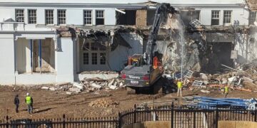 “Music to My Ears”: Trump Cheers Demolition as White House East Wing Comes Down