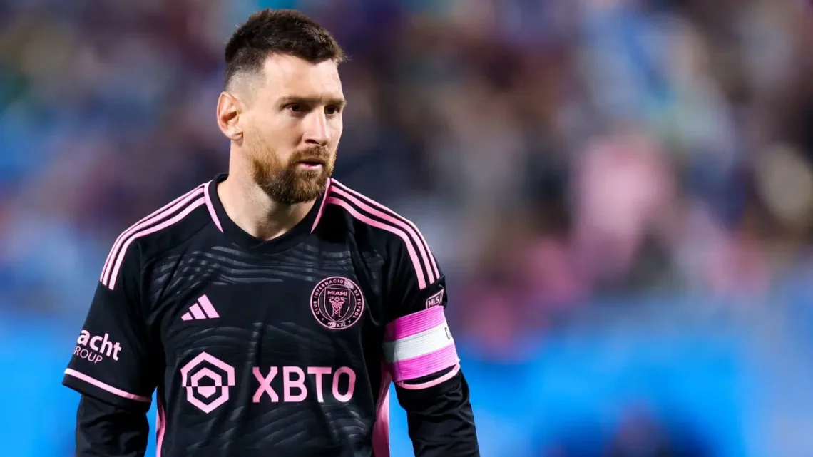 Injury Scare for Messi Raises Argentina's World Cup Concerns