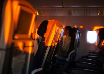 America on Pause: Shutdown Grounds Flights and Workers