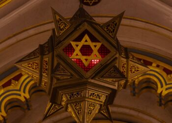 How Did the Manchester Synagogue Attack Unfold? A Minute-by-Minute Timeline