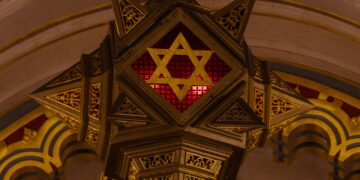 How Did the Manchester Synagogue Attack Unfold? A Minute-by-Minute Timeline