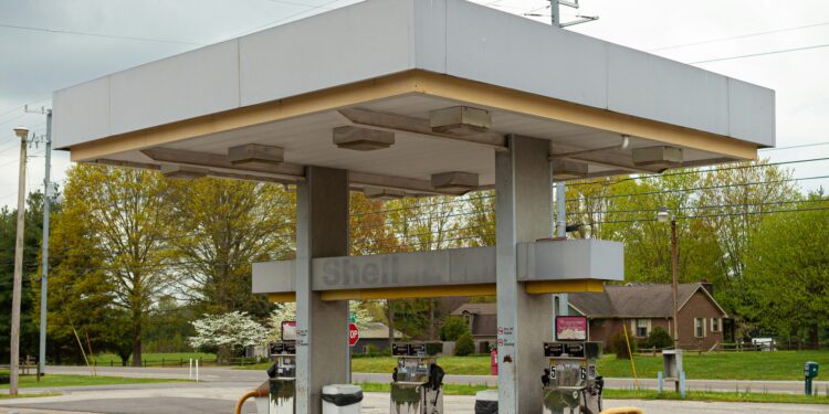 Mali's Schools Become Latest Casualty in Jihadist Blockade as Fuel Crisis Worsens