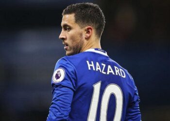 Hazard Shines on Stamford Bridge Return as Chelsea Legends Fall to Liverpool