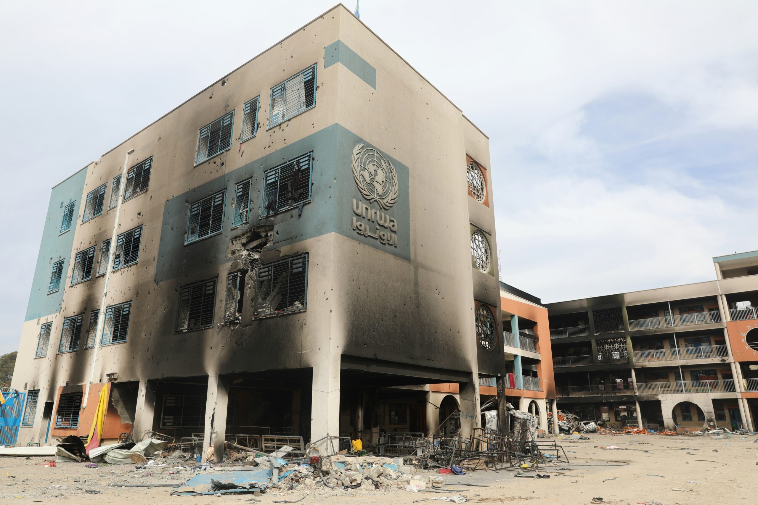 After Two Years of War, Gazans Walk Home to Dust and Silence