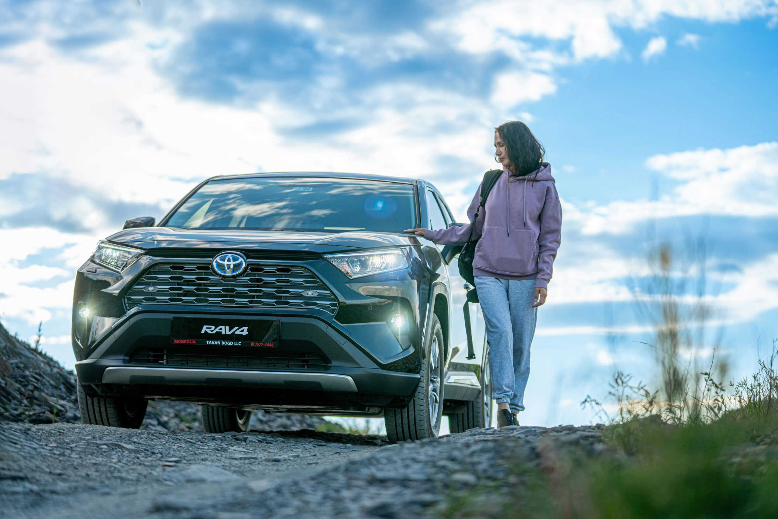Toyota Launches New RAV4 with Bold Look, 60MPG Mileage, Luxury Features and Lowest Price
