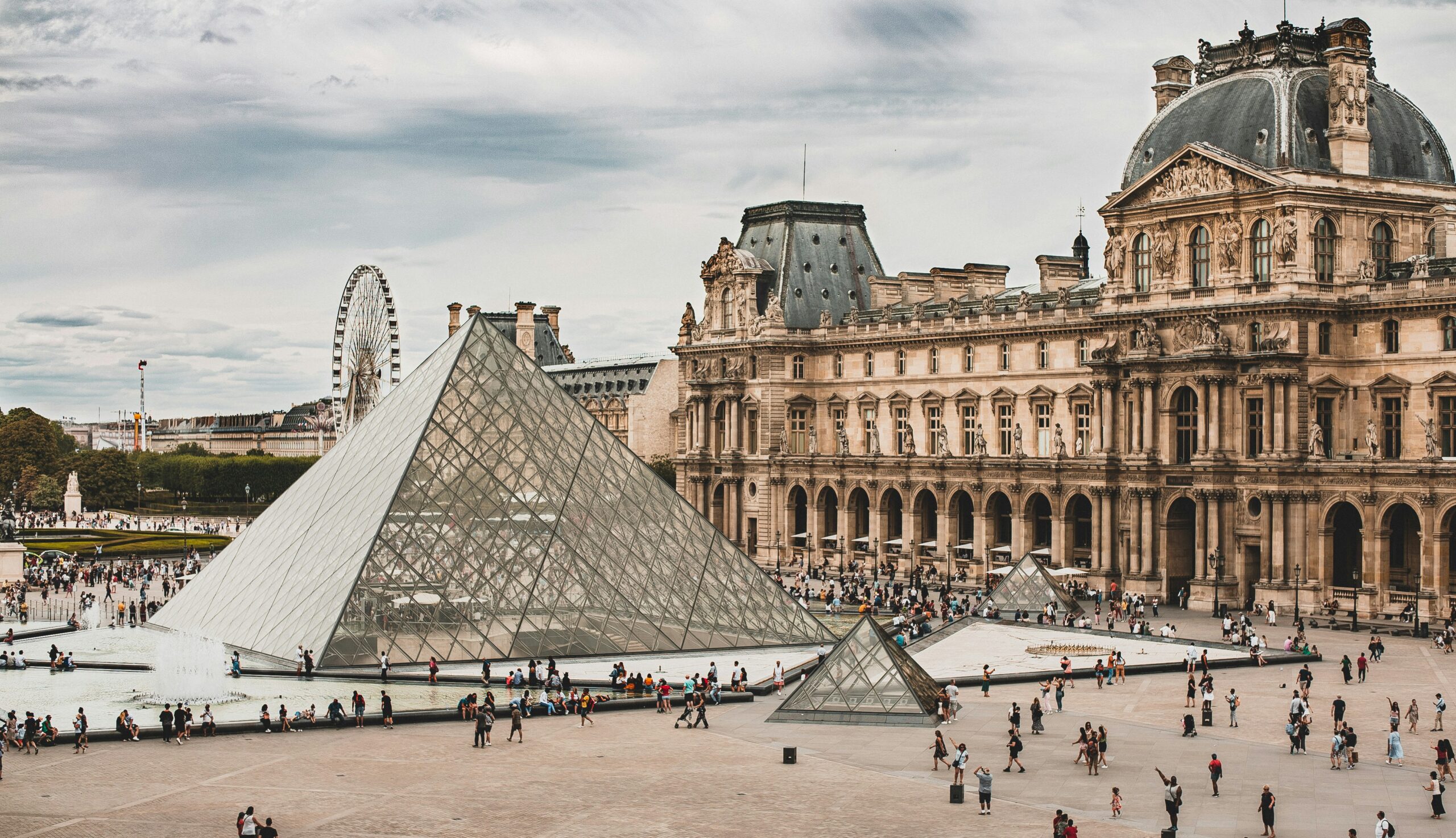 Police May Nab Louvre Thieves in "Smash and Grab," But Recovery of Loot Is Unlikely