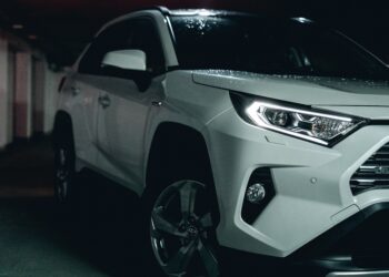 Toyota Launches New RAV4 with Bold Look, 60MPG Mileage, Luxury Features and Lowest Price