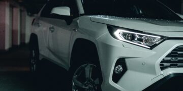 Toyota Launches New RAV4 with Bold Look, 60MPG Mileage, Luxury Features and Lowest Price