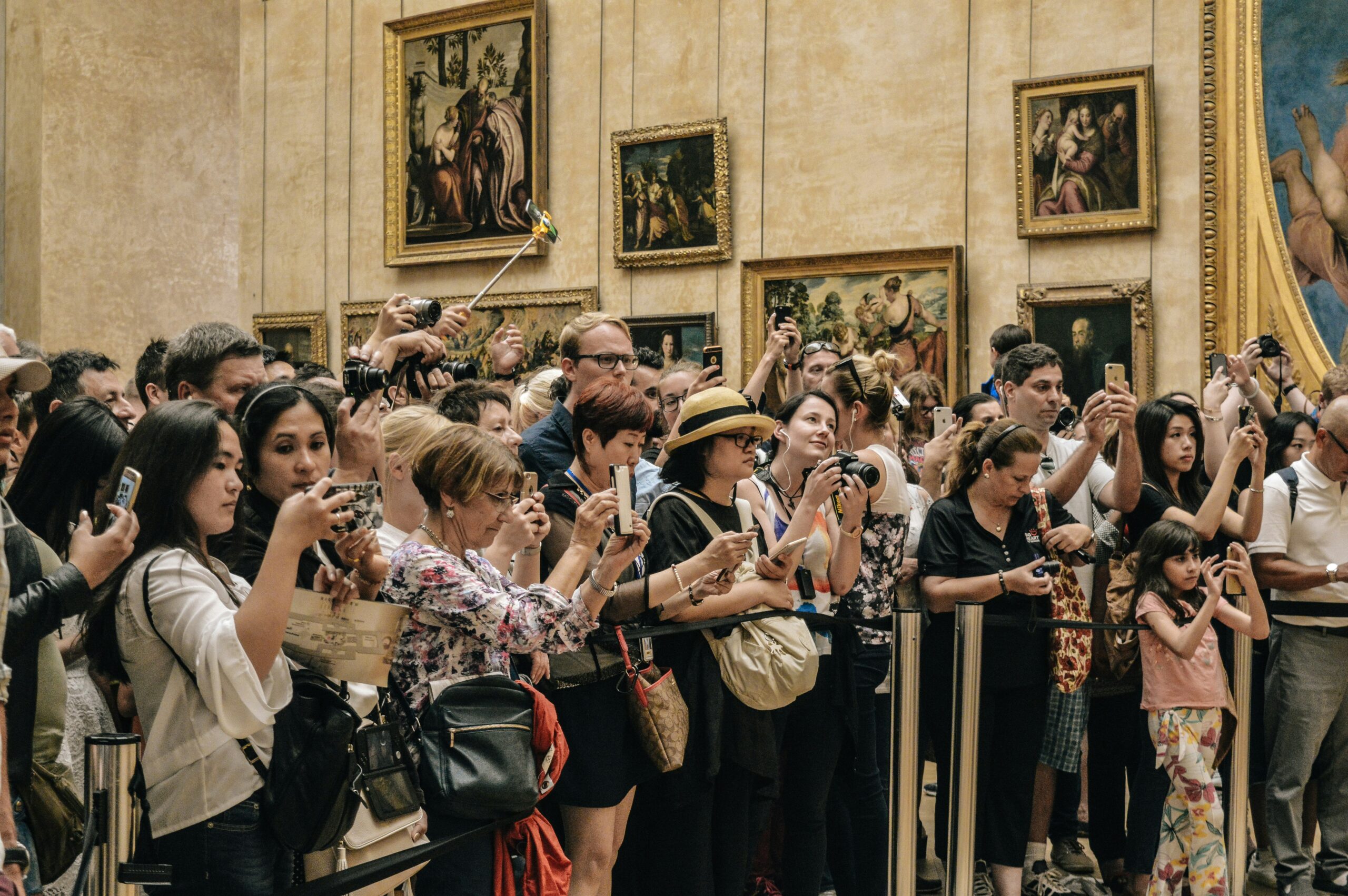 The Louvre's Controversial Move Targeting Foreign Visitors
