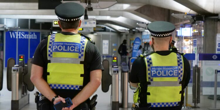 UK Train Horror: Police Say “Not Terrorism” as Knife Attack Shocks Nation