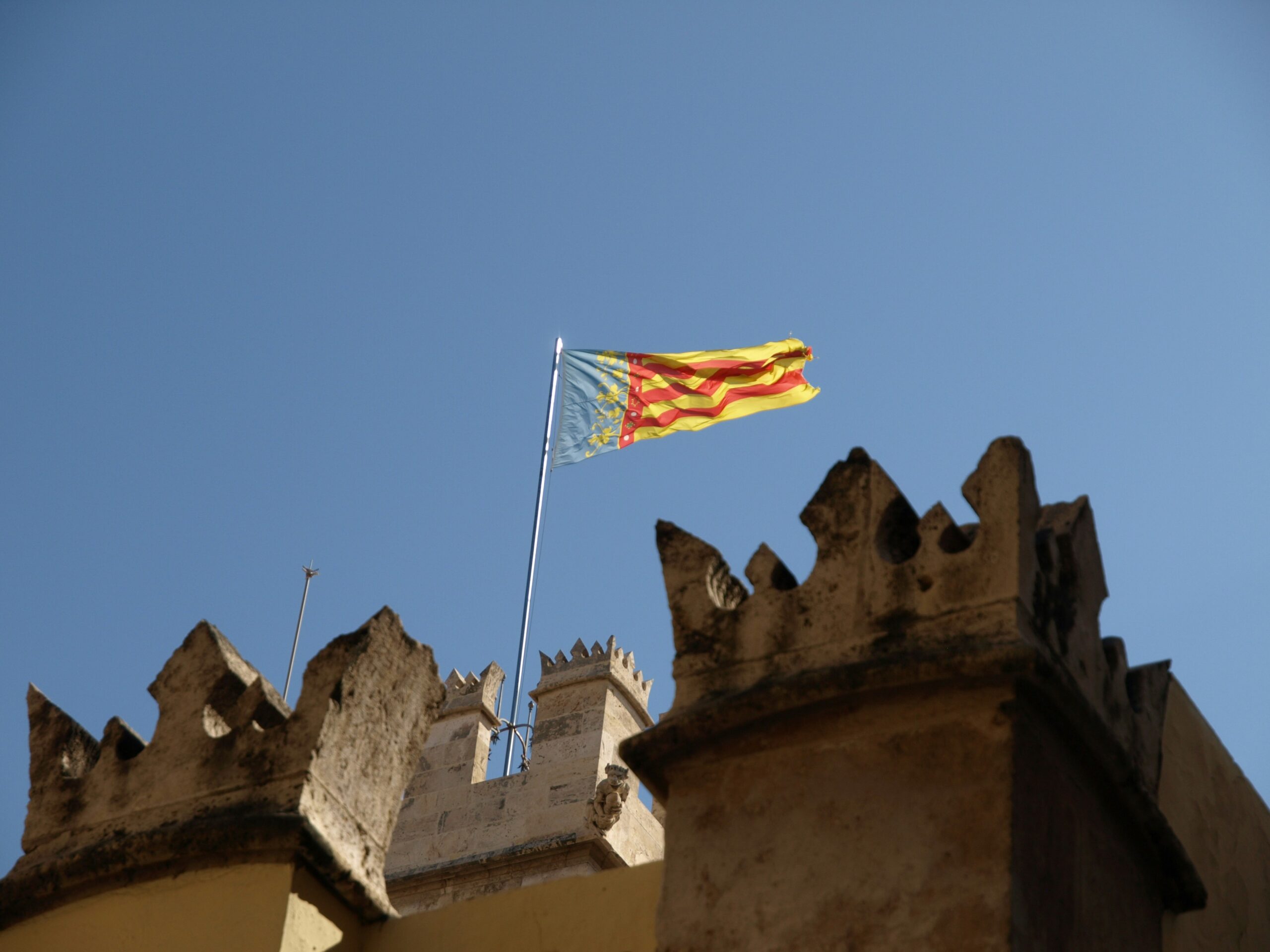 Valencia Leader Resigns Over Handling of Deadly Floods