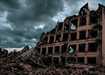 Russia Pounds Ukraine as 600,000 Left in Darkness