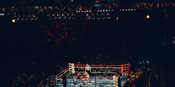 Makhachev Overpowers Della Maddalena to Grab UFC Title in Second Weight Class at MSG