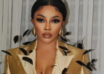 Why Daily Baths Could Harm Your Newborn – Toke Makinwa Gives Details