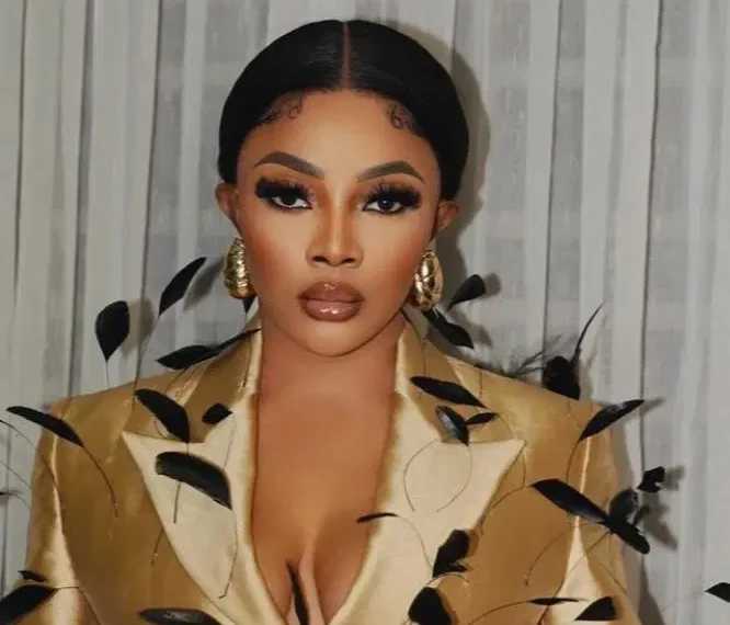 Why Daily Baths Could Harm Your Newborn – Toke Makinwa Gives Details