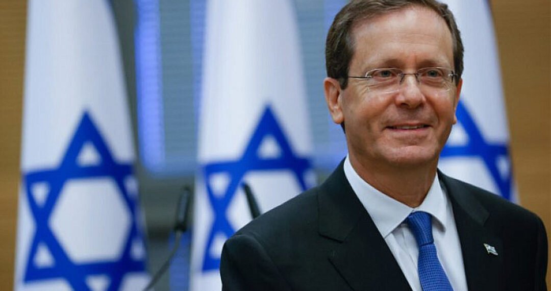 Israeli President Herzog Refuses to Bend as Netanyahu Seeks Mercy