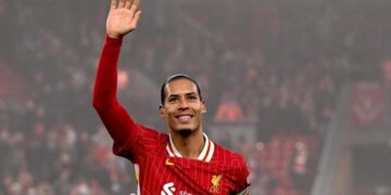 Van Dijk Hopeful Salah Will Remain at Liverpool Amid Future Uncertainty