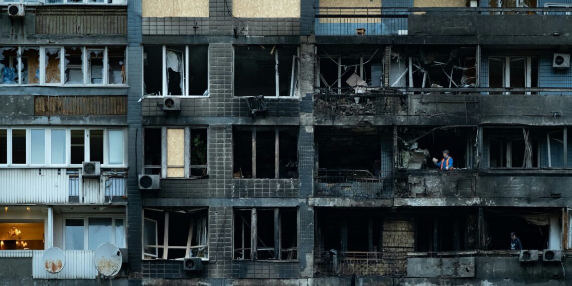 Israel Strikes Gaza: Top Hamas Commander Dead?