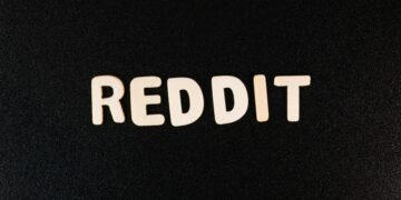 Reddit Declares War; Launches High Court Challenge to Foil Australia's ‘Kid Ban’